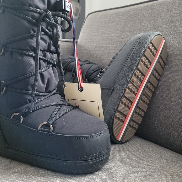 Sold - Moncler Moon Boots - Picture 3 of 7